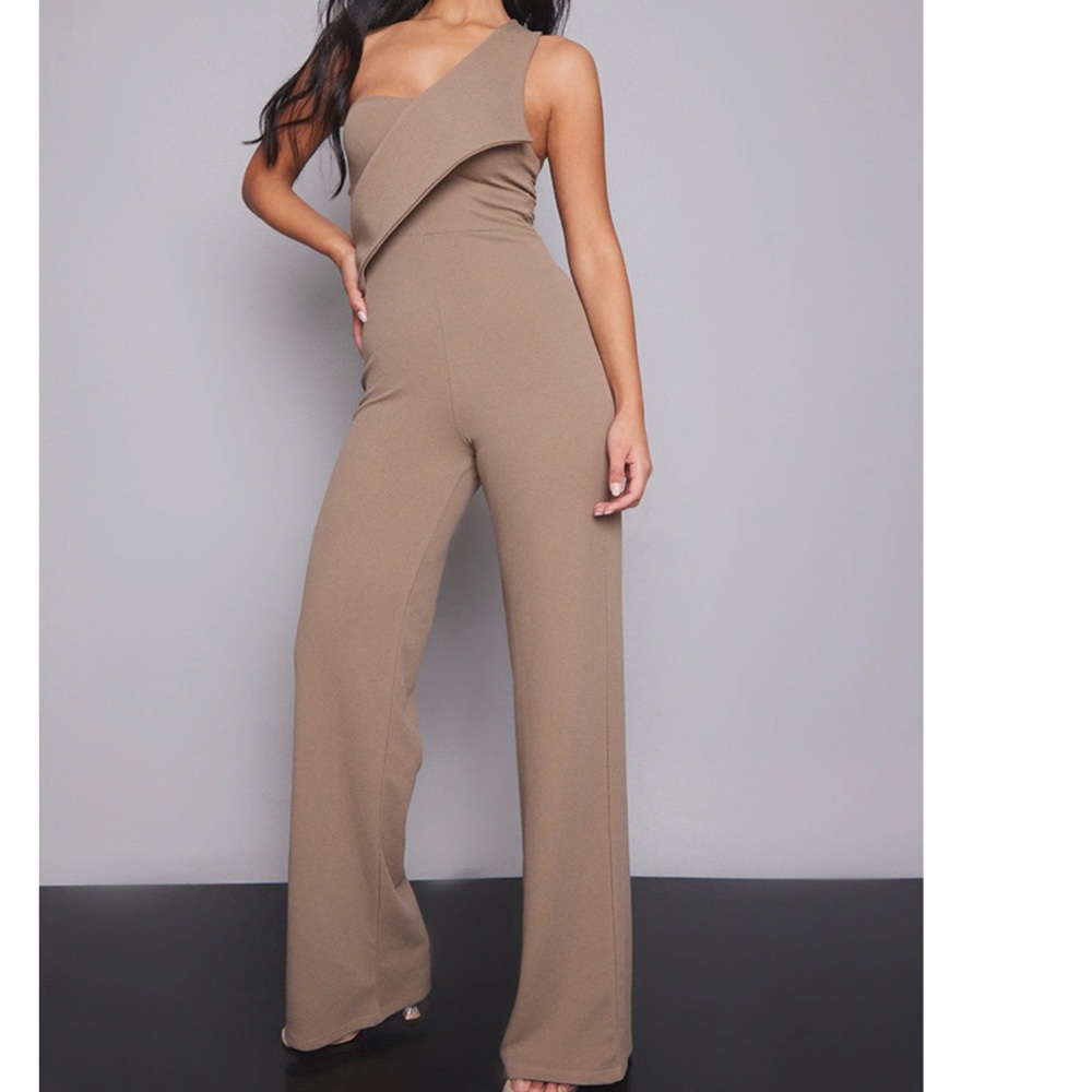 Pretty Little Things NWT jumpsuit